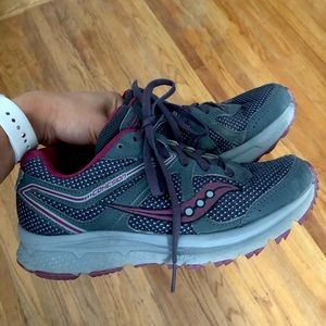 Saucony cohesion running shoes